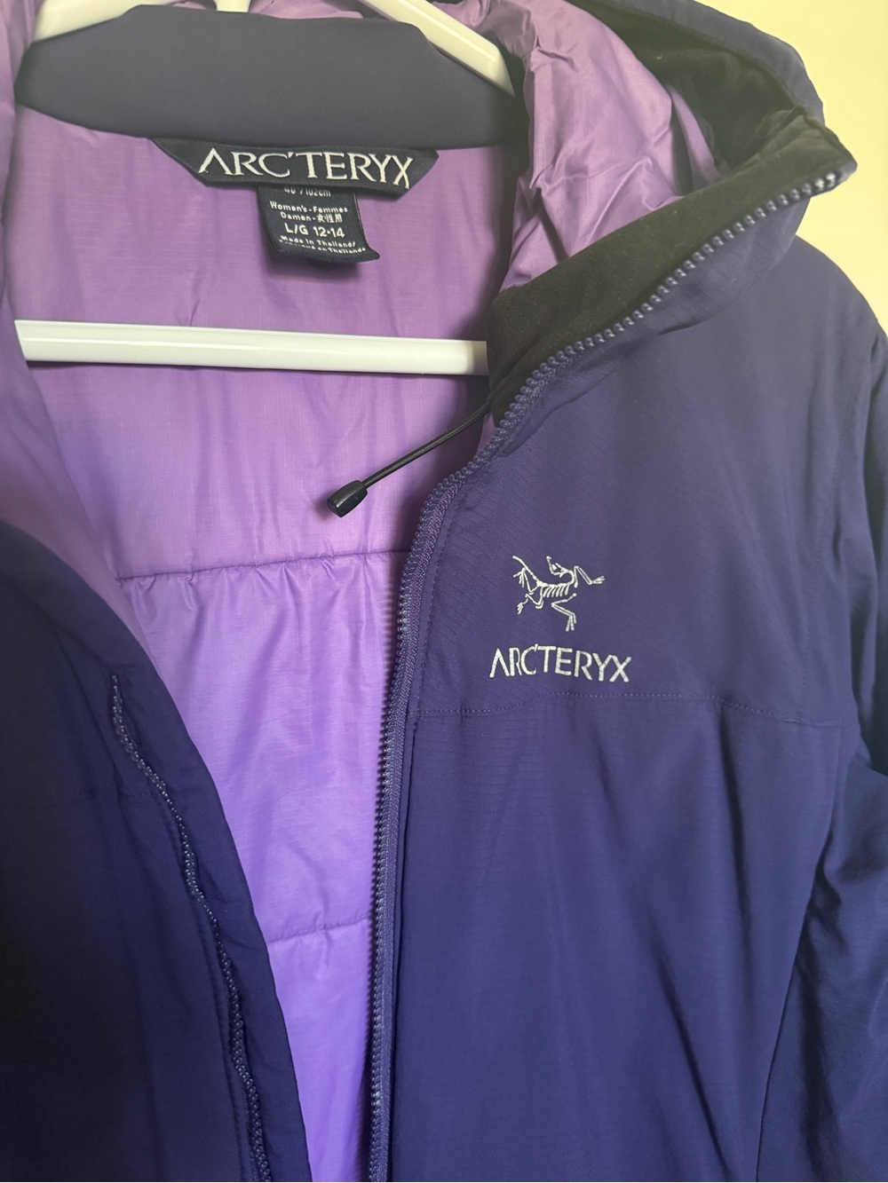 Arc’teryx Atom Hoody Hooded Insulated Jacket – Blackberry Purple Womens Large